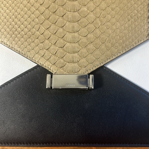 Celine Diamond Clutch 🐍 Python and Calfskin - Picture 6 of 6